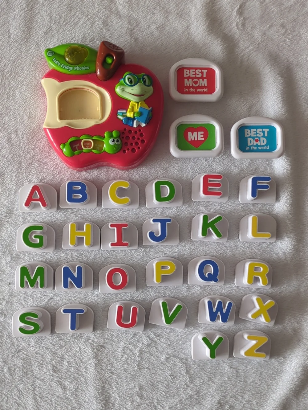 LeapFrog Tad's Fridge Phonics Alphabet Learning Toy (Red/Green)
